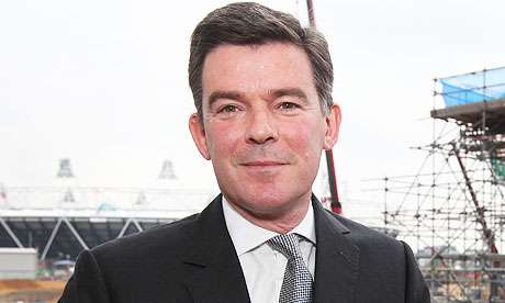 الوزير هيو روبرتسون