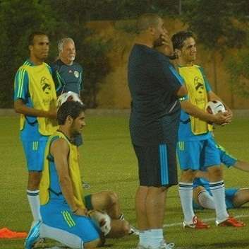 النشامى خلال التدريب على ركلات الجزاء