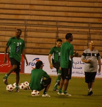 جانب من تمارين ركلات الترجيح
