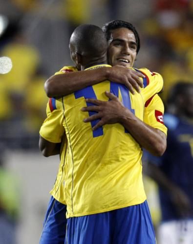 2010-10-09t033148z_01_har111_rtridsp_3_soccer_reuters