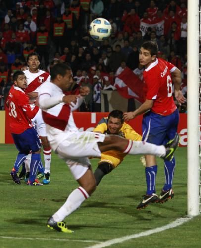 2011-07-12t235030z_01_mdz717_rtridsp_3_soccer-copa_reuters