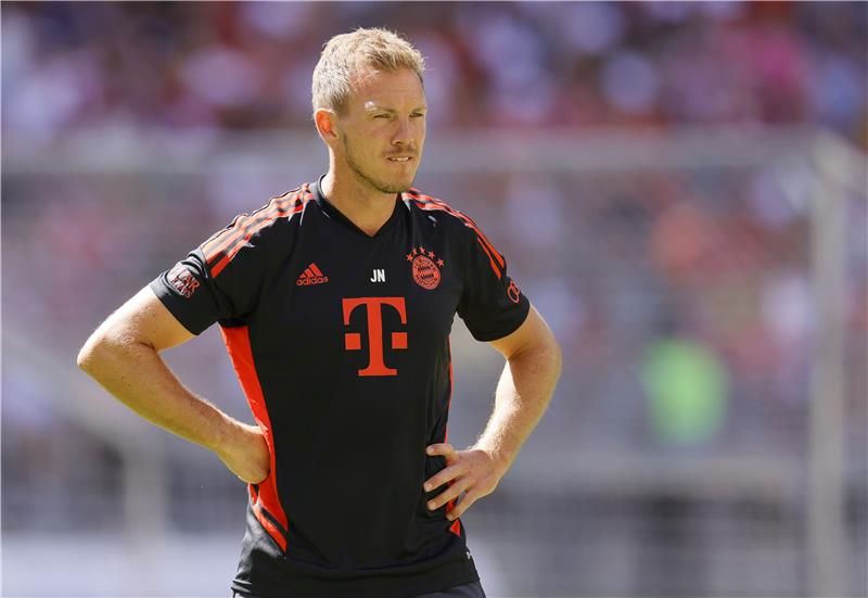 جوليان ناجلسمان