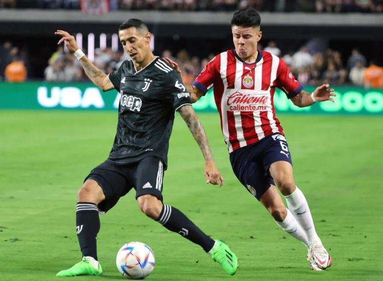 دي ماريا في ظهوره الأول مع يوفنتوس