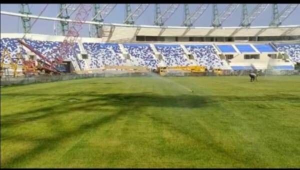 ملعب الميناء