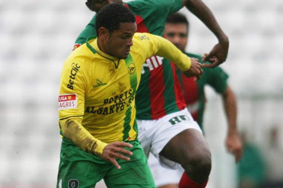  فابيو جونيور يصل القاهرة خلال ساعات للتعاقد مع الاهلي المصري