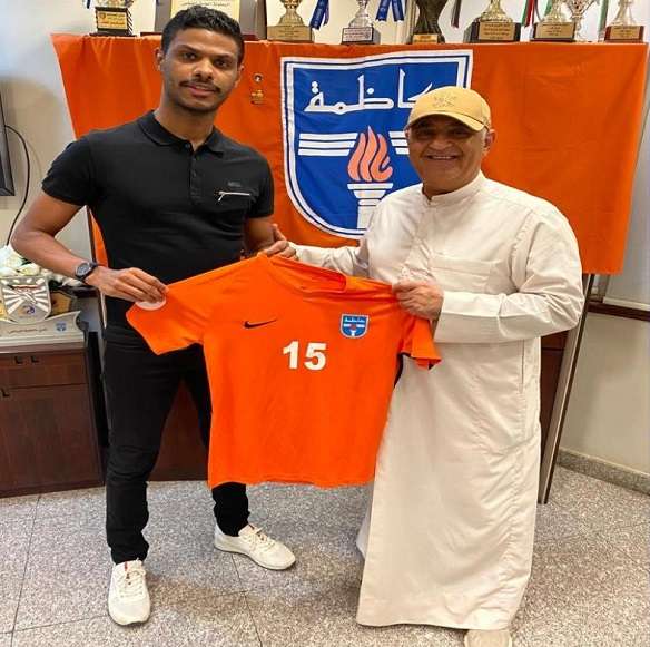 من تقديم اللاعب