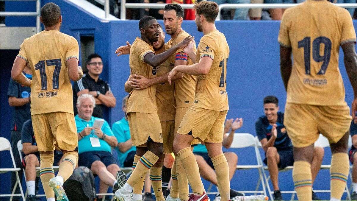 لاعبو برشلونة