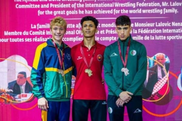 عمر أمين على منصة التتويج