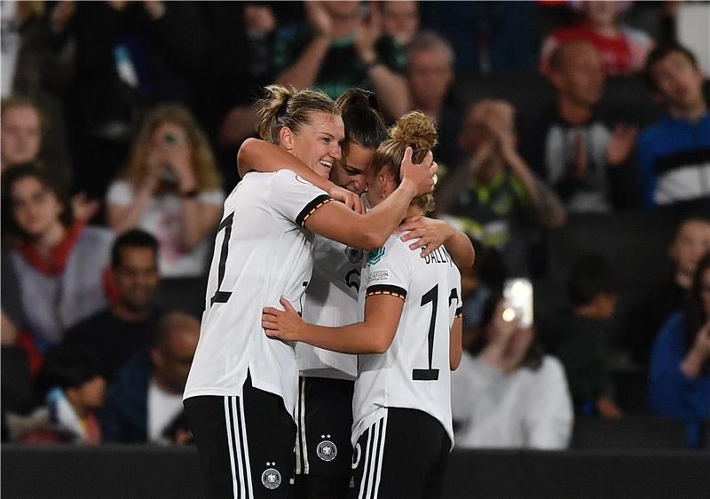 لاعبات منتخب ألمانيا