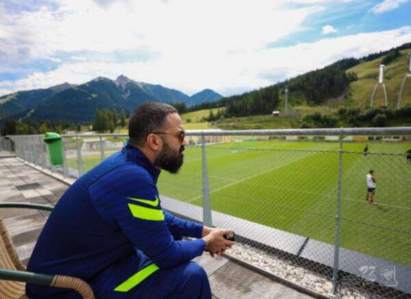 من معسكر اتحاد جدة