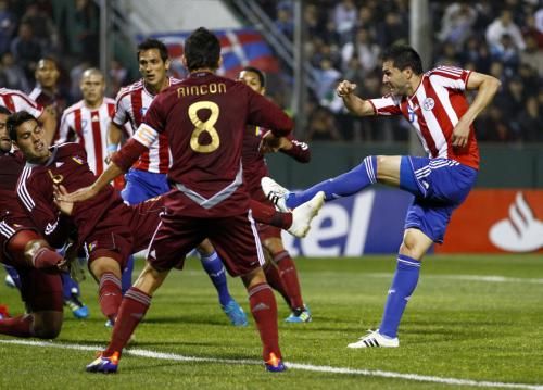 2011-07-13t231557z_01_jmg18_rtridsp_3_soccer-copa_reuters