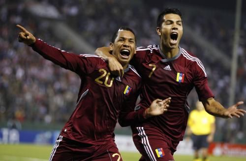 2011-07-14t003019z_01_srr39_rtridsp_3_soccer-copa_reuters