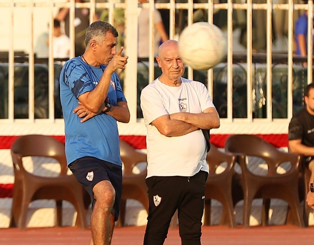 فيريرا مع أسامة نبيه المدرب العام في مران الزمالك