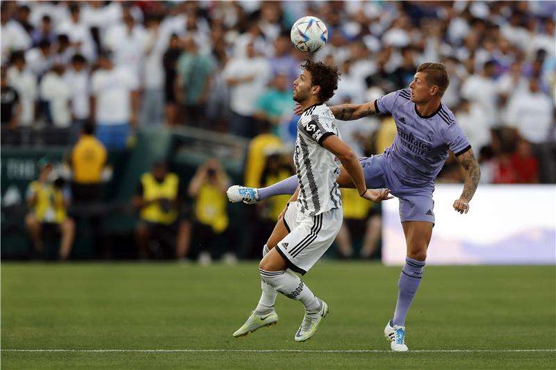 مانويل لوكاتيلي