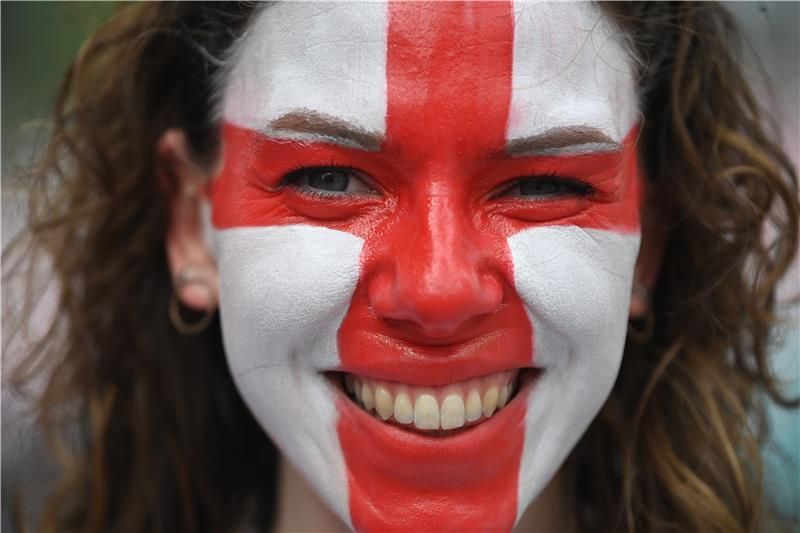 مشجعة إنجليزية