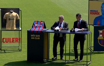 من توقيع العقد