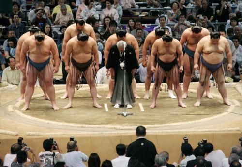2011-02-062011-02-06t144804z_01_tok004_rtridsp_3_sumo-japan-match-fixing_reuters