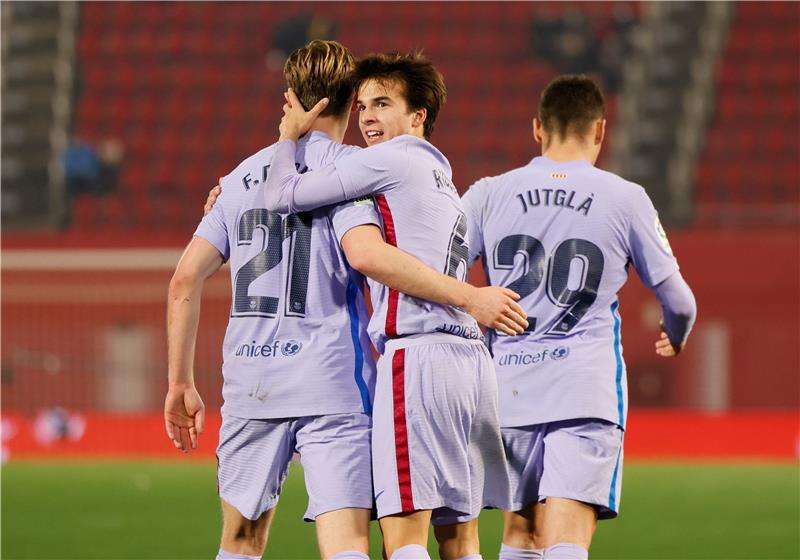 لاعبو برشلونة