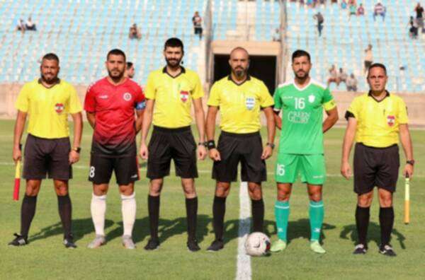 قبل بداية اللقاء