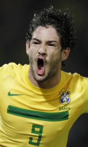 2011-07-14t032621z_01_srr62_rtridsp_3_soccer-copa_reuters