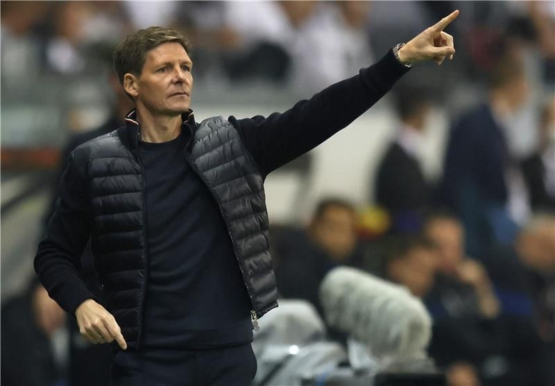 مدرب آينتراخت فرانكفورت