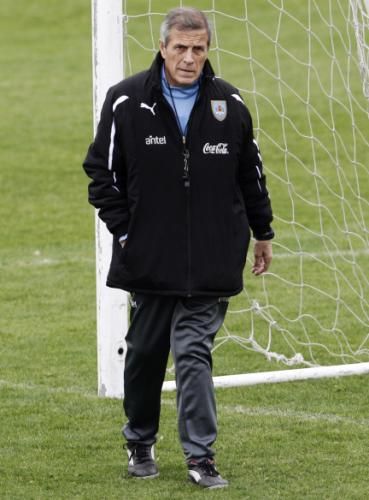 2011-07-14t192828z_01_hnr12_rtridsp_3_soccer-copa_reuters