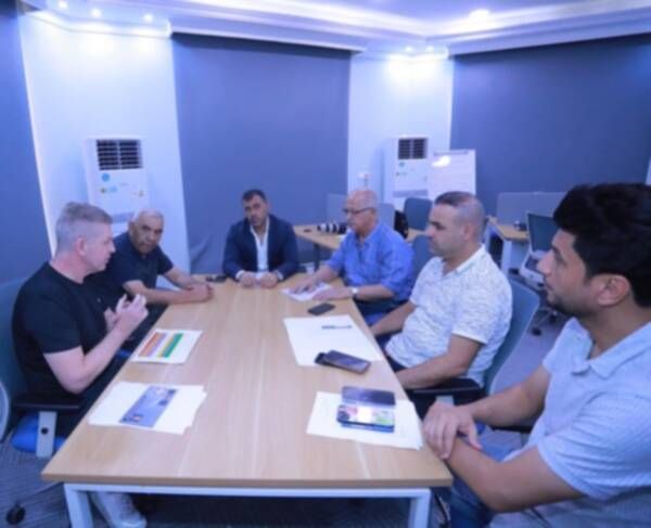 من الاجتماع