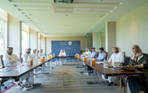 من الاجتماع