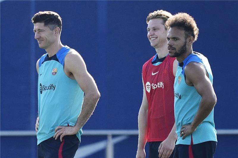 لاعبو برشلونة