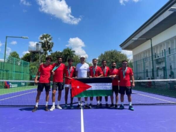 منتخب الأردن للتنس