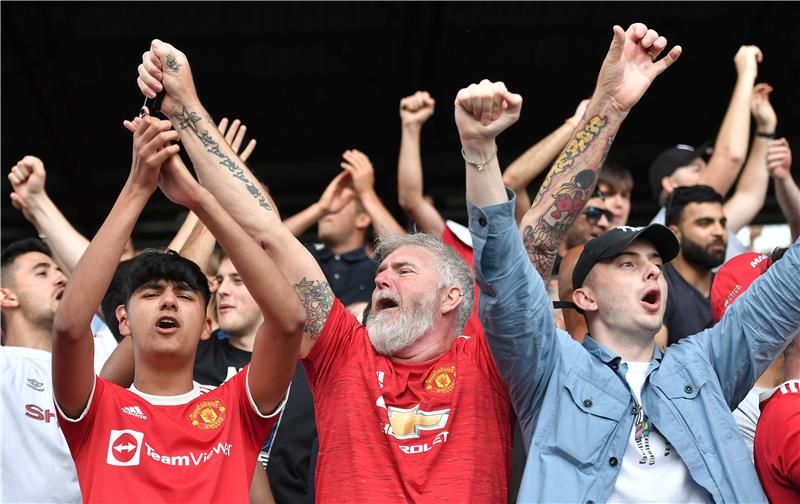 جماهير مانشستر يونايتد