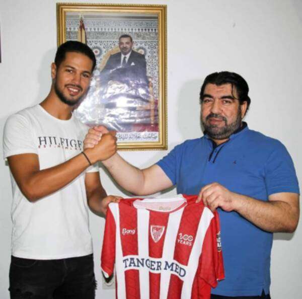 من تقديم اللاعب