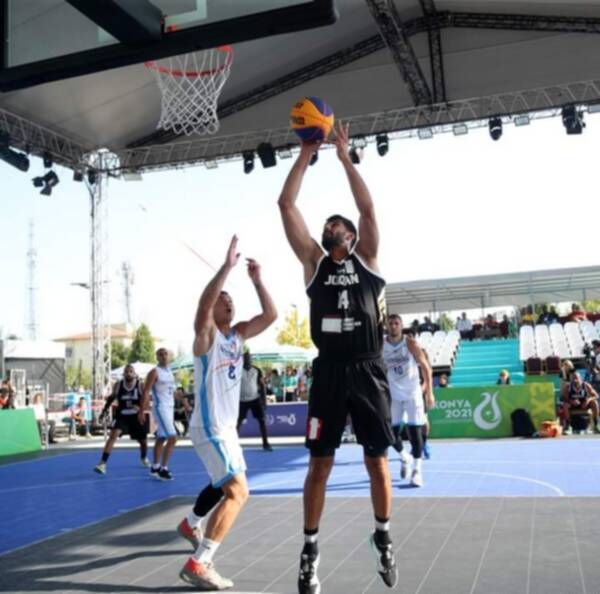 من المباريات