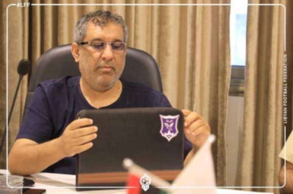 عادل الأوجلي