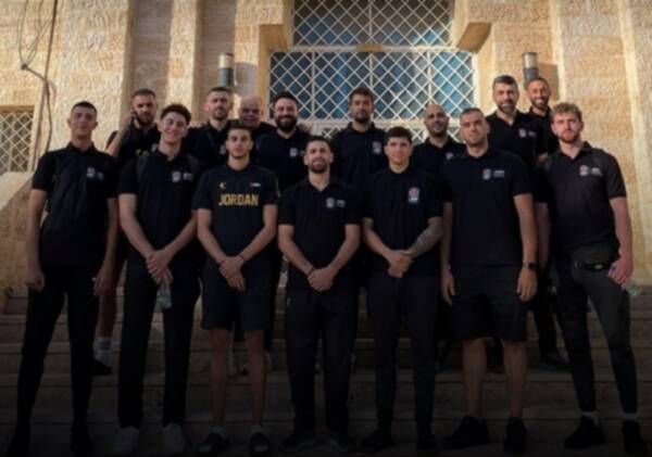 وفد منتخب الأردن