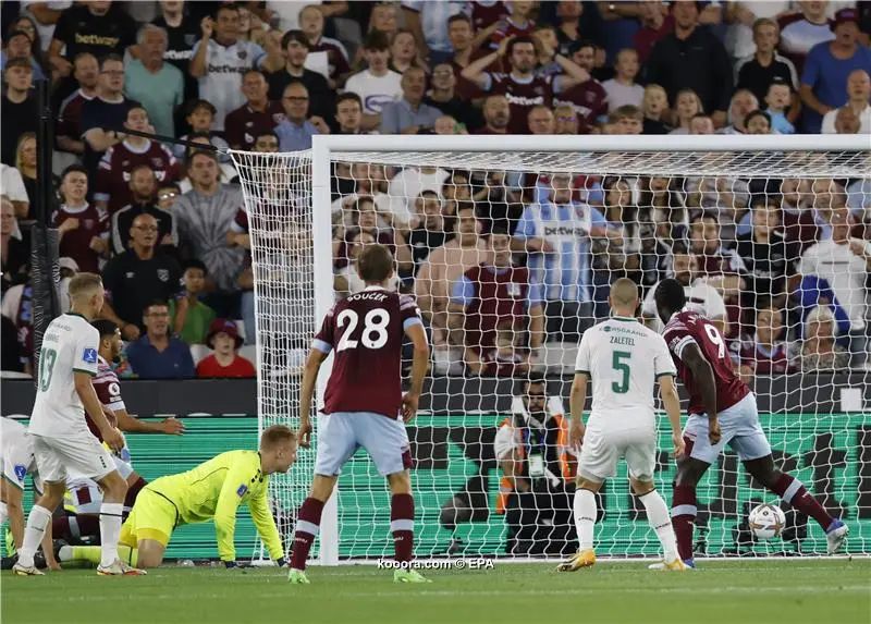 ?i=epa%2fsoccer%2f2022-08%2f2022-08-18%2f2022-08-18-10128288_epa