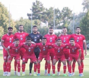 لاعبو فريق الكويت