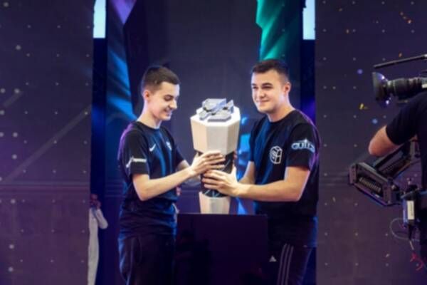 من مراسم التتويج