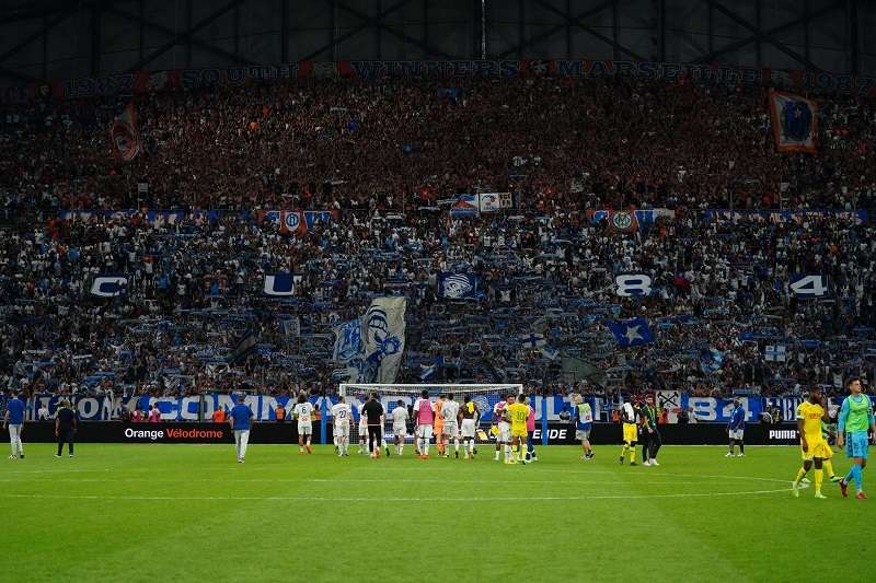 من اللقاء (نقلا عن حساب مارسيليا على تويتر)