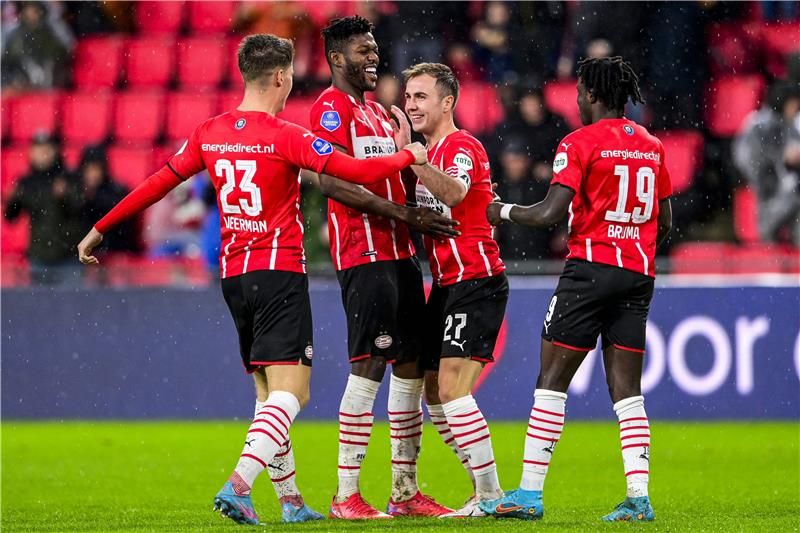 بي إس في آيندهوفن.