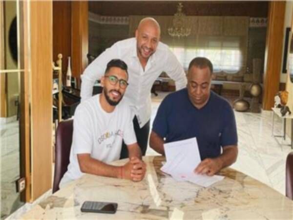 من توقيع أوناجم