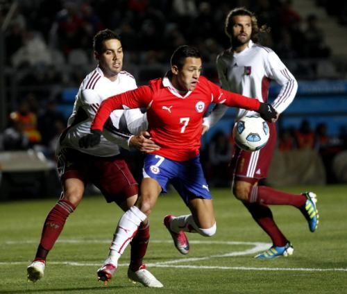 2011-07-17t232542z_01_jmg85_rtridsp_3_soccer-copa_reuters