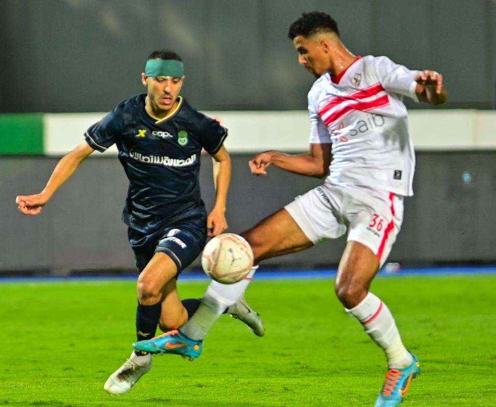 إبراهيم حسن مع حسام عبد المجيد مدافع الزمالك
