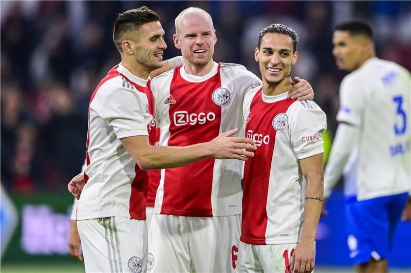 لاعبو أياكس