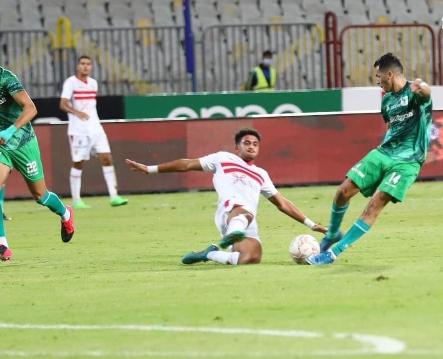 لقطة تسببت في طرد طارق علاء