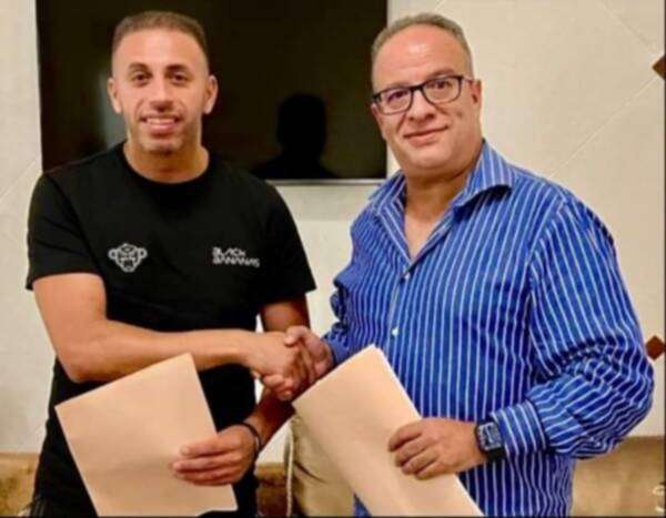 جانب من التعاقد