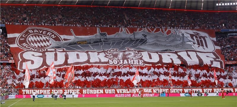 من اللقاء اليوم