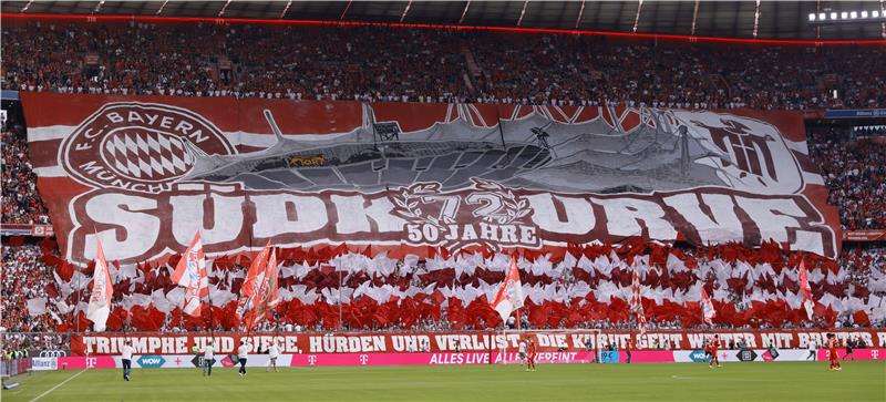 من اللقاء اليوم