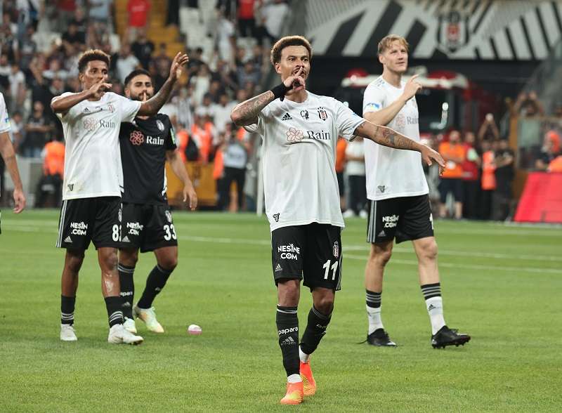 من اللقاء (نقلا عن حساب بشكتاش على تويتر)