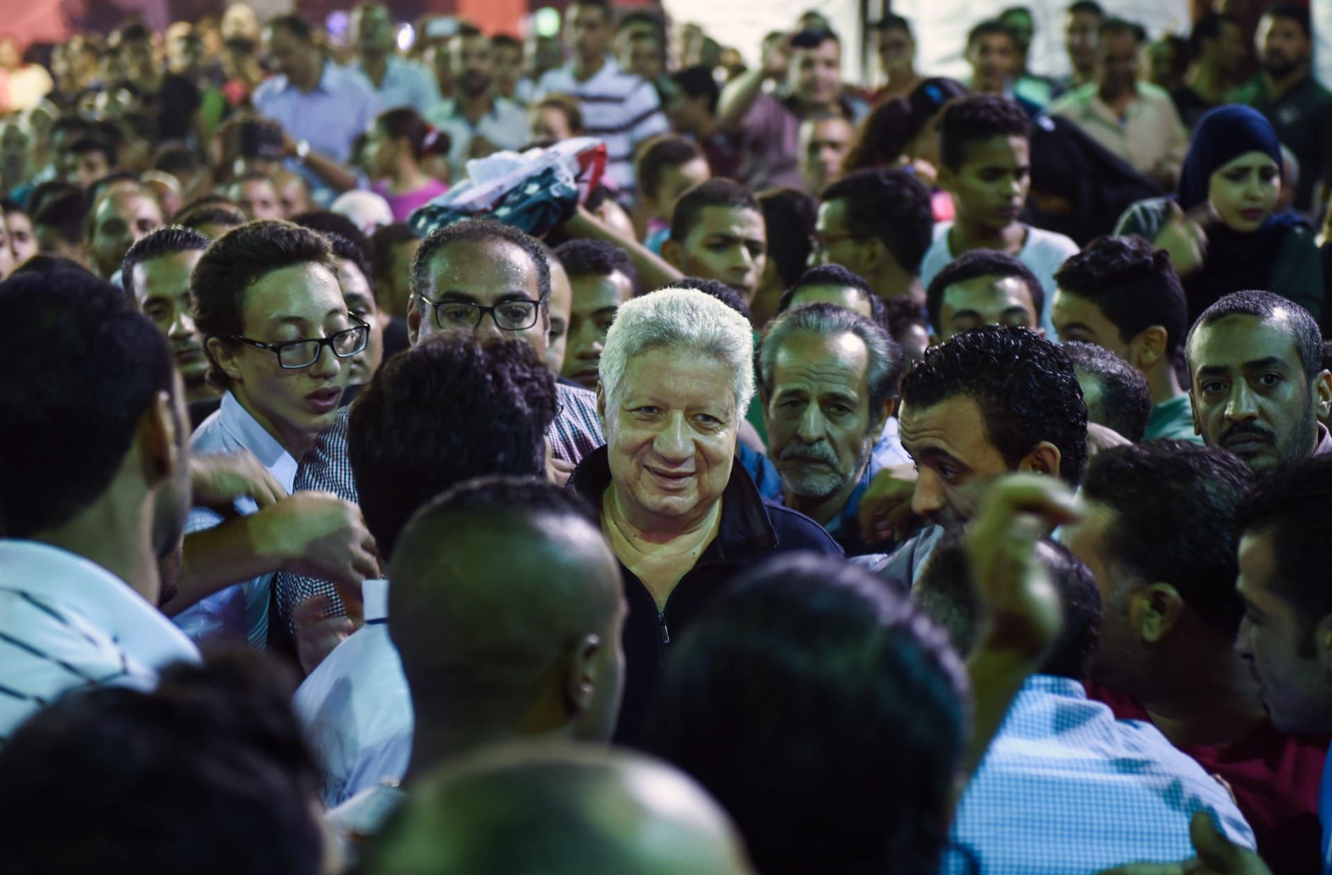 مرتضى منصور مع أعضاء الزمالك